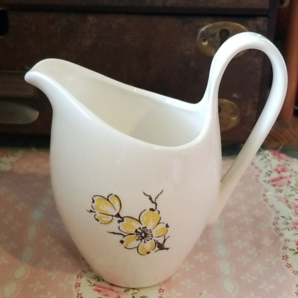 Mid Century Modern Creamer USA Pottery